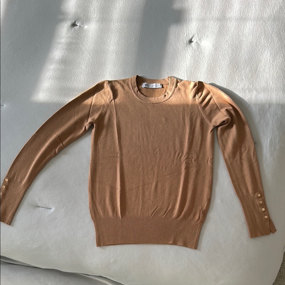 Women’s Elegant Tan Sweater